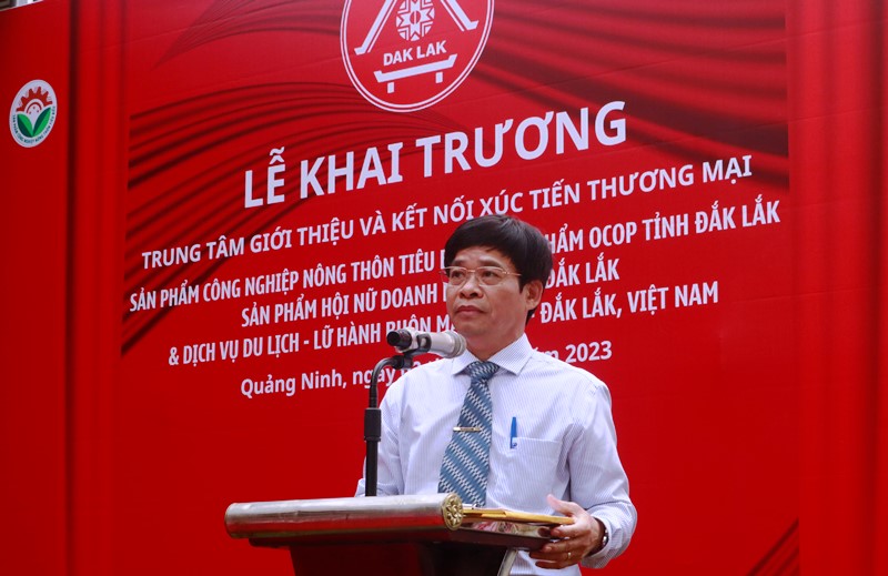 Khai trương Trung tâm giới thiệu và xúc tiến thương mại tại TP. Móng Cái, tỉnh Quảng Ninh.
